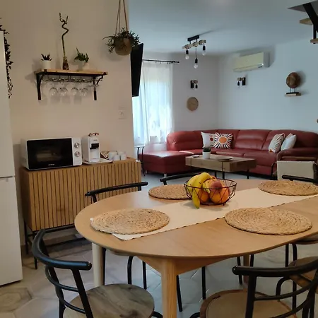 Pafranyos Vendeghaz Fuele